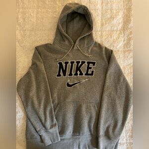 Nike Hoodie embroidered front with pocket